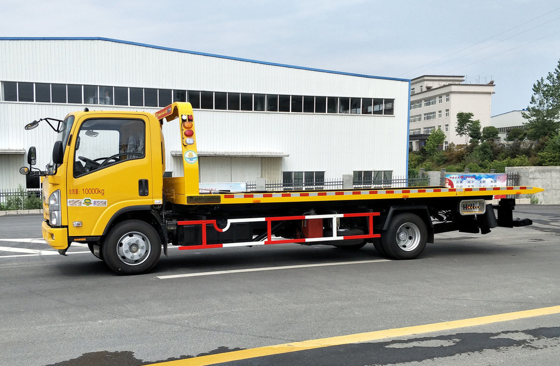Piccoli rimorchiatori a letto piatto 4500 mm Base rotabile 190 CV Motore diesel a sei velocità Manuale