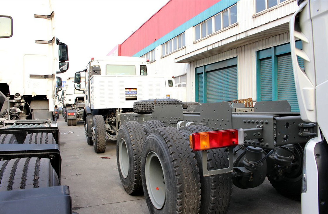 Sino Tipper Truck Howo Dumper Chassis 8×4 Single Cab 2 posti LNG 290hp 9,2 metri di lunghezza