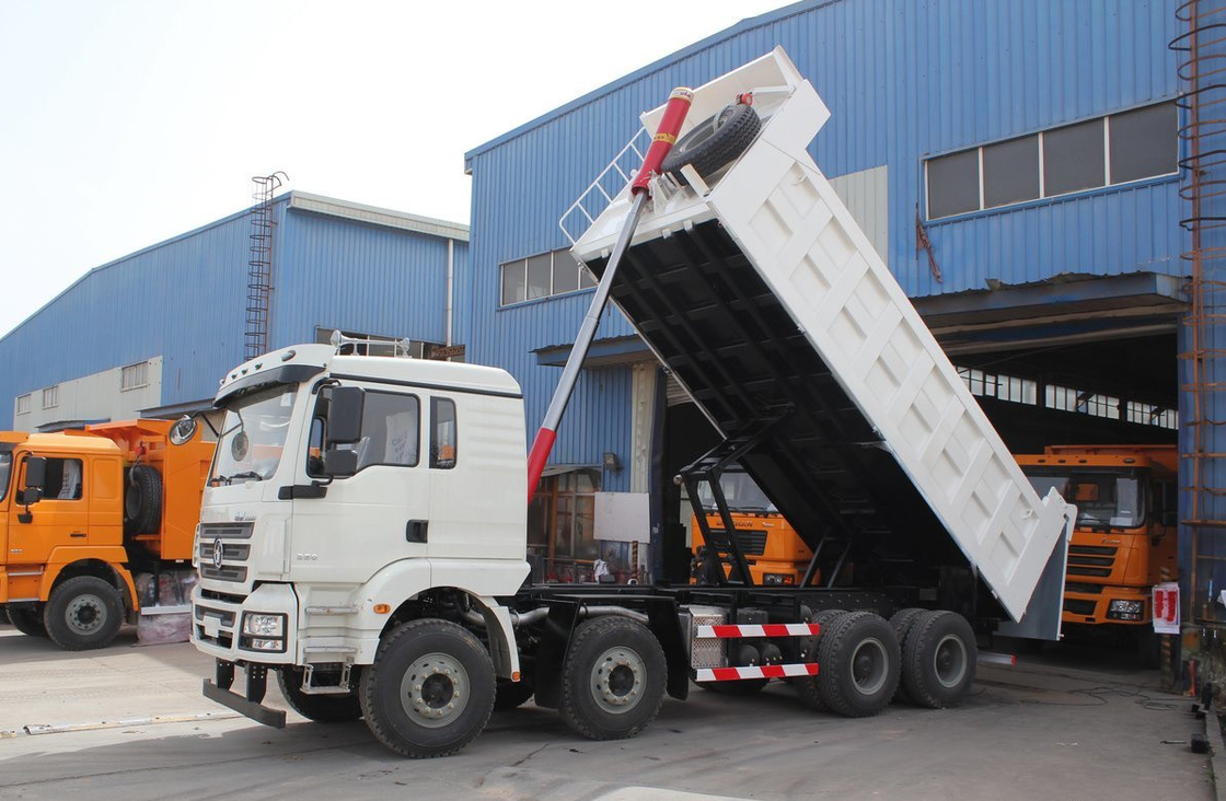 Camion spazzatura da cava in vendita 8*4 Shacman Tipper M3000 carico 30 tonnellate trasporto su strada