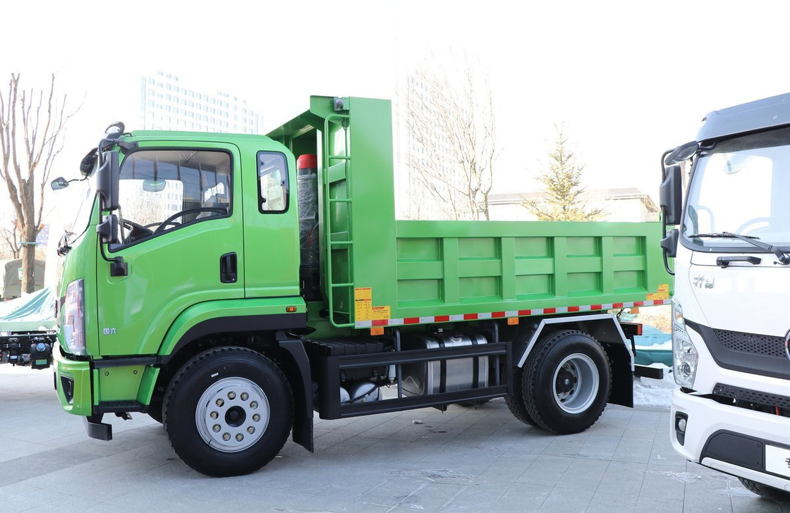 8 tonnellate Piccolo Camionettiere Da Vendita Shacman Tipper 3,75 Meter Box Single Axle 200L Oil Tanker
