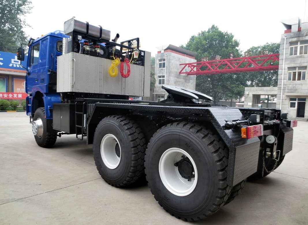 Camionetti trattori usati 6*6 Full Drive Shacman Prime Mover Cummins Motore da 600 CV con 10 pneumatici