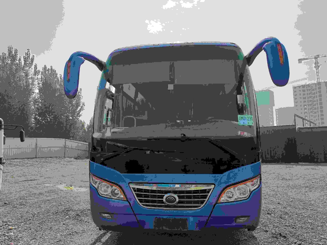 Il National Express trasporta l'alta efficienza ha usato la disposizione dei sedili 2+2 di Bus 35 della vettura di Yutong