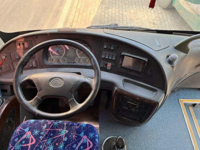 39 posti YUTONG pullman di seconda mano, autobus diesel usato 2010 Anno Euro III standard di emissioni