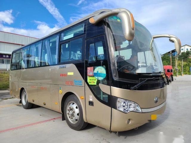 Autobus Youtong di seconda mano ZK6808 a mano sinistra 30 posti Leaf Spring Usato in Africa