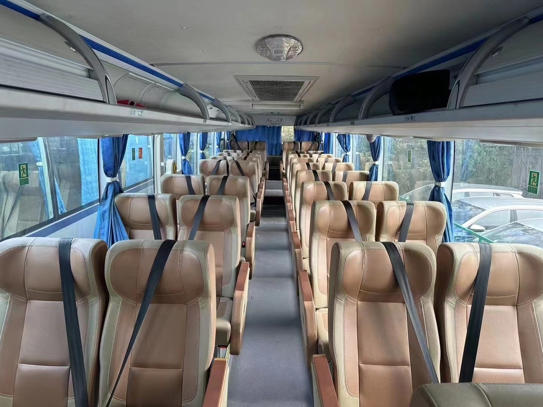 68 posti 2013 Anno Diesel Autocarro usato BusZK6122H Con A / C Equipaggiato Euro III Standard di emissioni