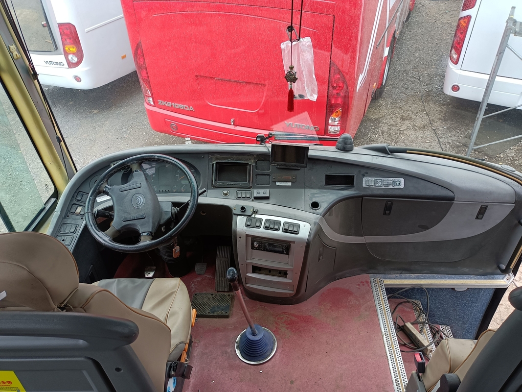 ZK6127 Yutong Used Passenger Bus / 66 posti Used Luxury Buses Marchio Yutong