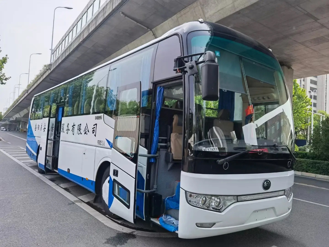 ZK6122 Yutong Used Passenger Bus / 59 posti a due porte a guida sinistra Euro 4