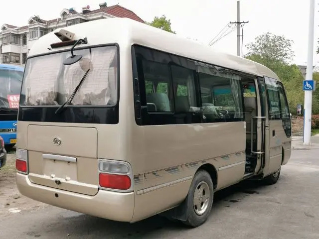 HFF6600 Ankai Autobus di medie dimensioni a porta singola a motore diesel montato davanti a guida a sinistra
