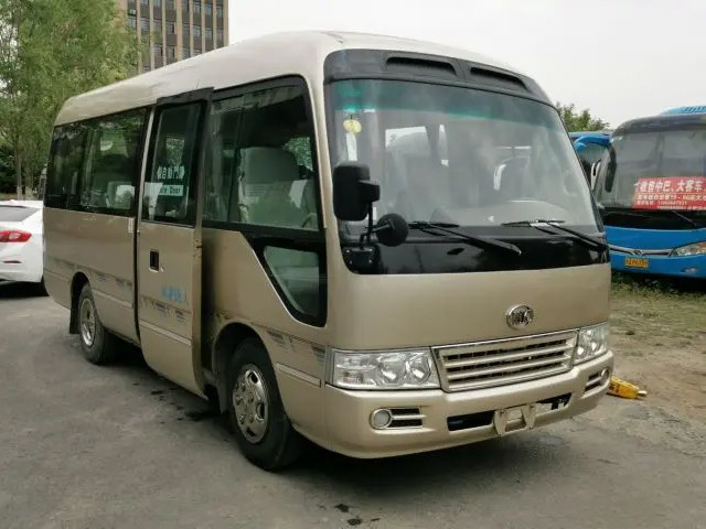 HFF6600 Ankai Autobus di medie dimensioni a porta singola a motore diesel montato davanti a guida a sinistra
