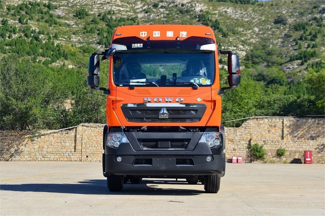 480 HP HOWO trattore nazionale VI standard di emissioni deflettore posteriore doppio asse LNG