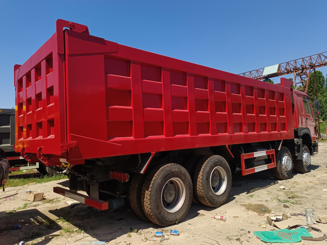 Sino Truck Manuale Casella di marcia Howo Tipper Truck 12 Ruota Euro 3 RHD Una fila E dormiente