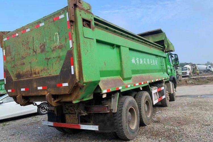 Sino Truck Dump 8×4 Howo TX7 Tipper 2020 Anno Weichai 400hp Potente motore 50 tonnellate di carico utile