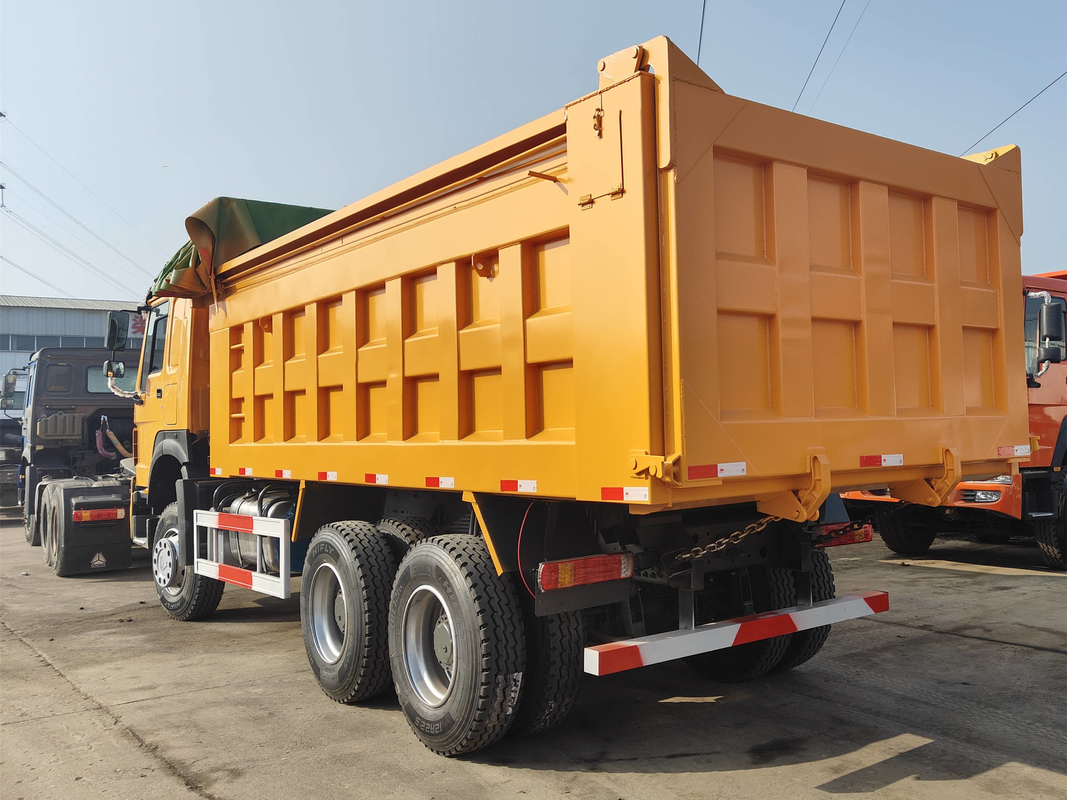 Sino Truck Dumper Nuovo grande secchio 30 tonnellate 6*4 Howo Tipper con copertura Nuovi pneumatici Single Sleeper