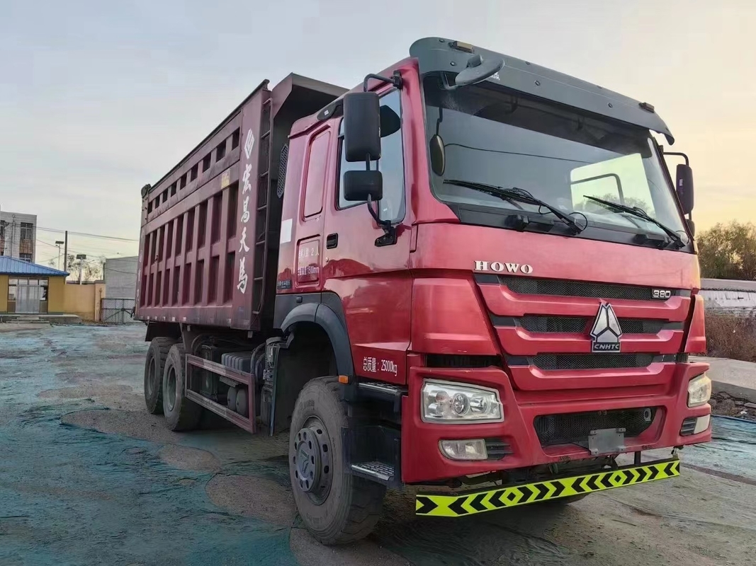 Sino Truck Howo 6x4 Euro 3 Utilizzo delle emissioni in Africa 2019 Anno reale Howo Dump Truck Mining