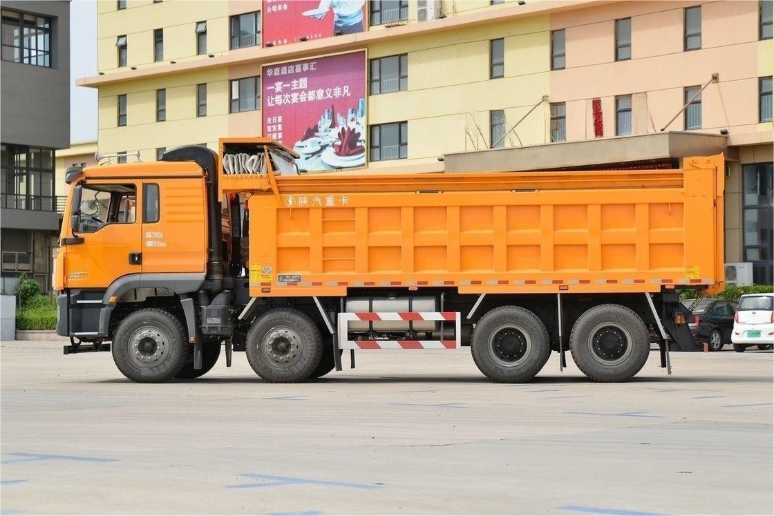 Versione di costruzione urbana standard 400 CV 8x4 6.8m Shacman Dump Truck con tessuto antipolvere