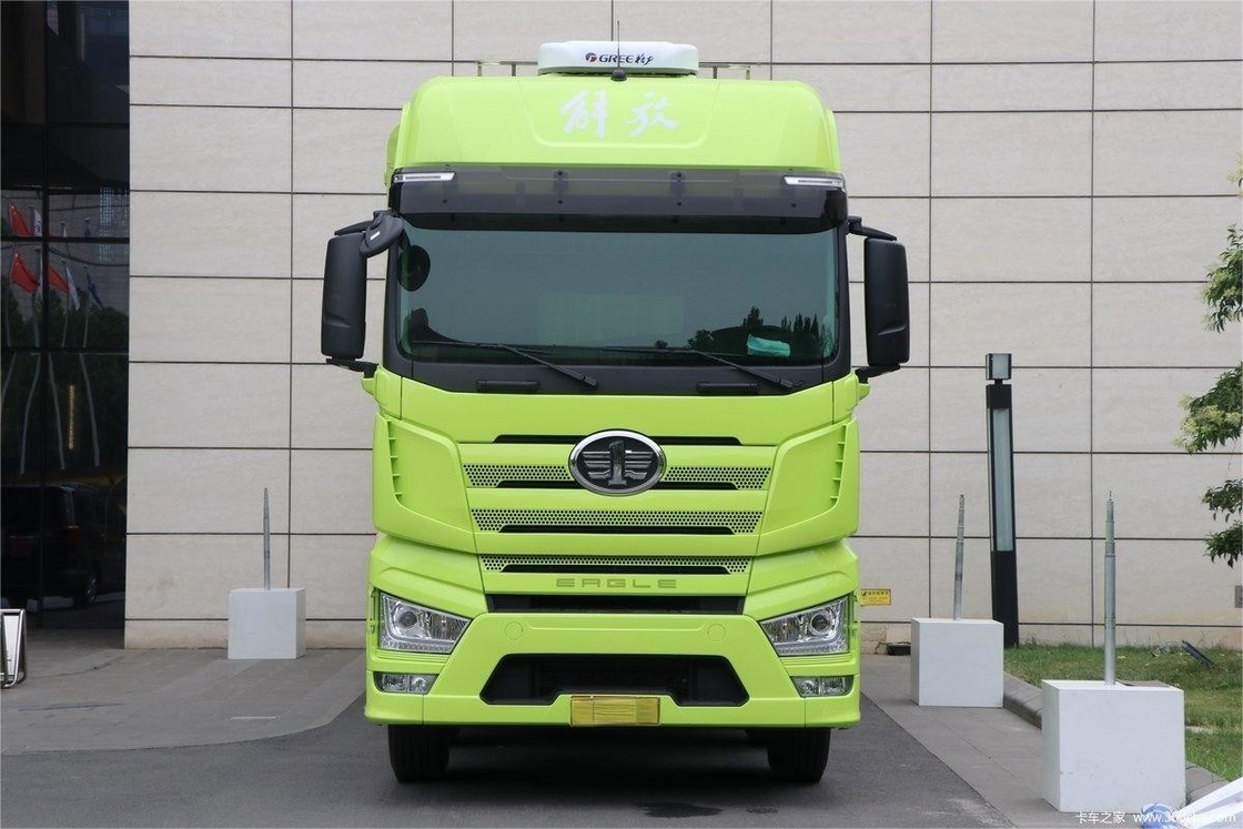 Jiefang Heavy Fence Truck Corpo verde con tetto alto 460 CV 8X4 9,4m 12 velocità camion diesel