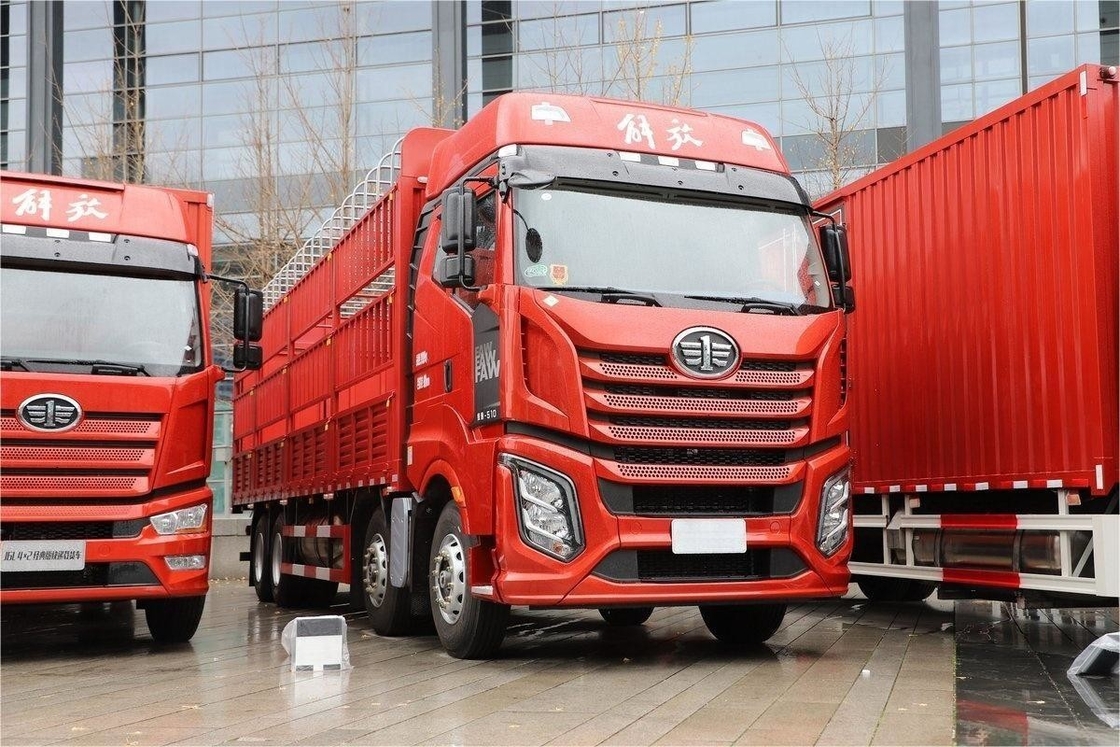 Jiefang Medium Truck Climatizzazione a tetto solare 12 velocità 510 CV 8X4 9,4m LNG Fence Truck