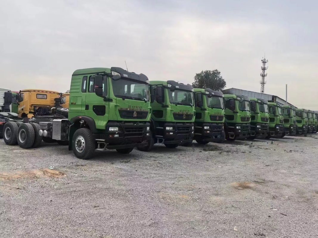 Camionetti di scarico Sino 400 HP Nuovo 6 * 4 modalità di guida con 40 pneumatici Howo TX Tipper in magazzino