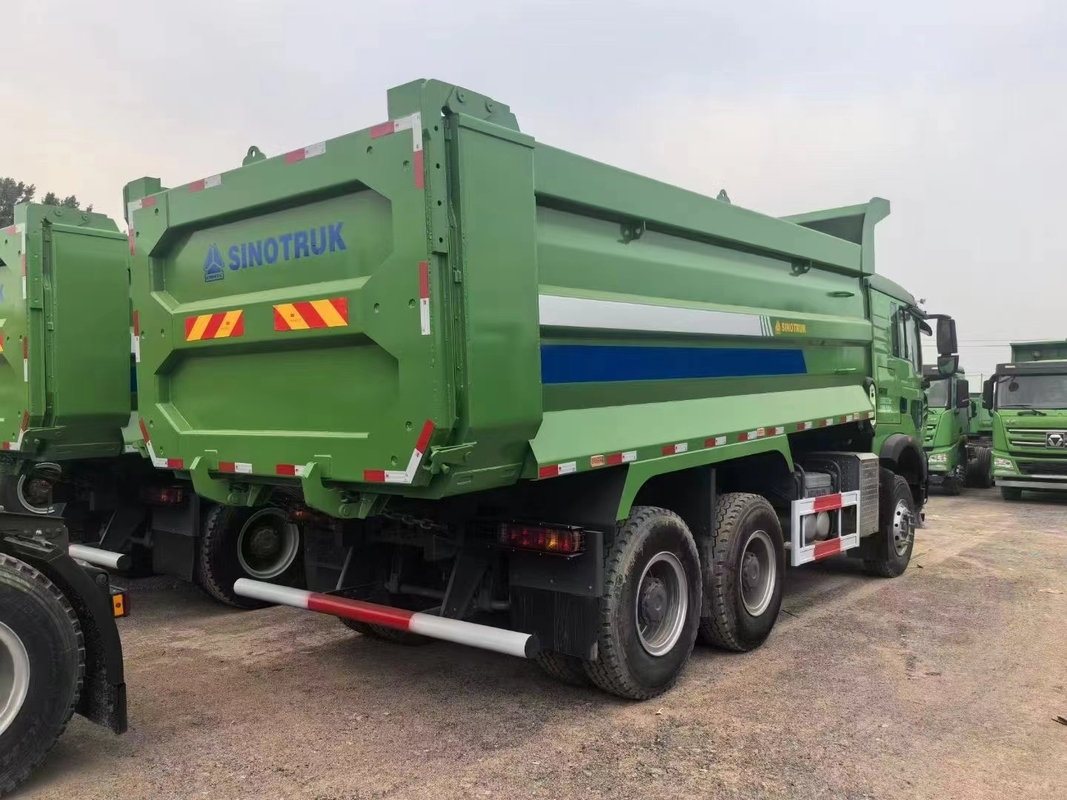 Camionetti di scarico Sino 400 HP Nuovo 6 * 4 modalità di guida con 40 pneumatici Howo TX Tipper in magazzino