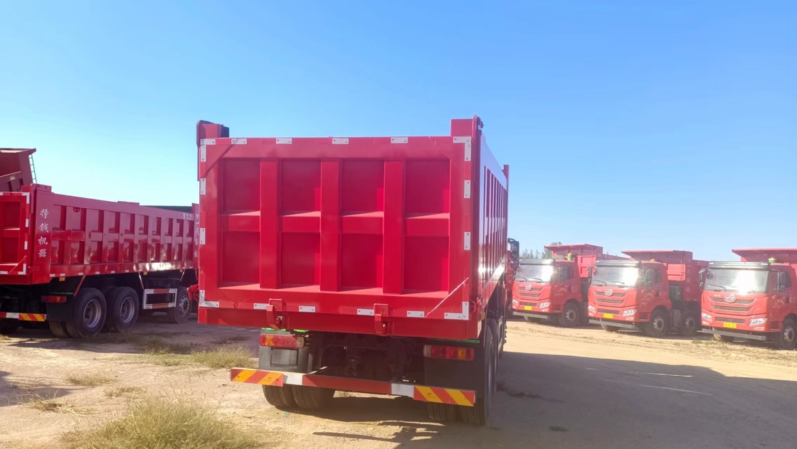 8*4 Camionetti di gomma usati in vendita 22cbm Capacità secchio FAW V20 Camionetto di scarico 340hp Diesel
