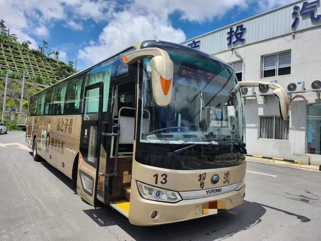 Autobus turistico di seconda mano 52 posti 2020 Anno Yutong Shuttle Bus ZK6125 Champagne Color