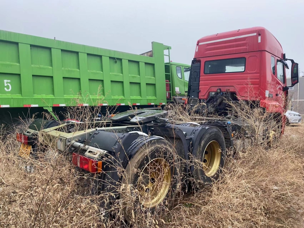 Sino Truck Leaf Spring Weichai 440hp Motore forte Hohan Testa del trattore 6*4 Alto tetto con climatizzatore