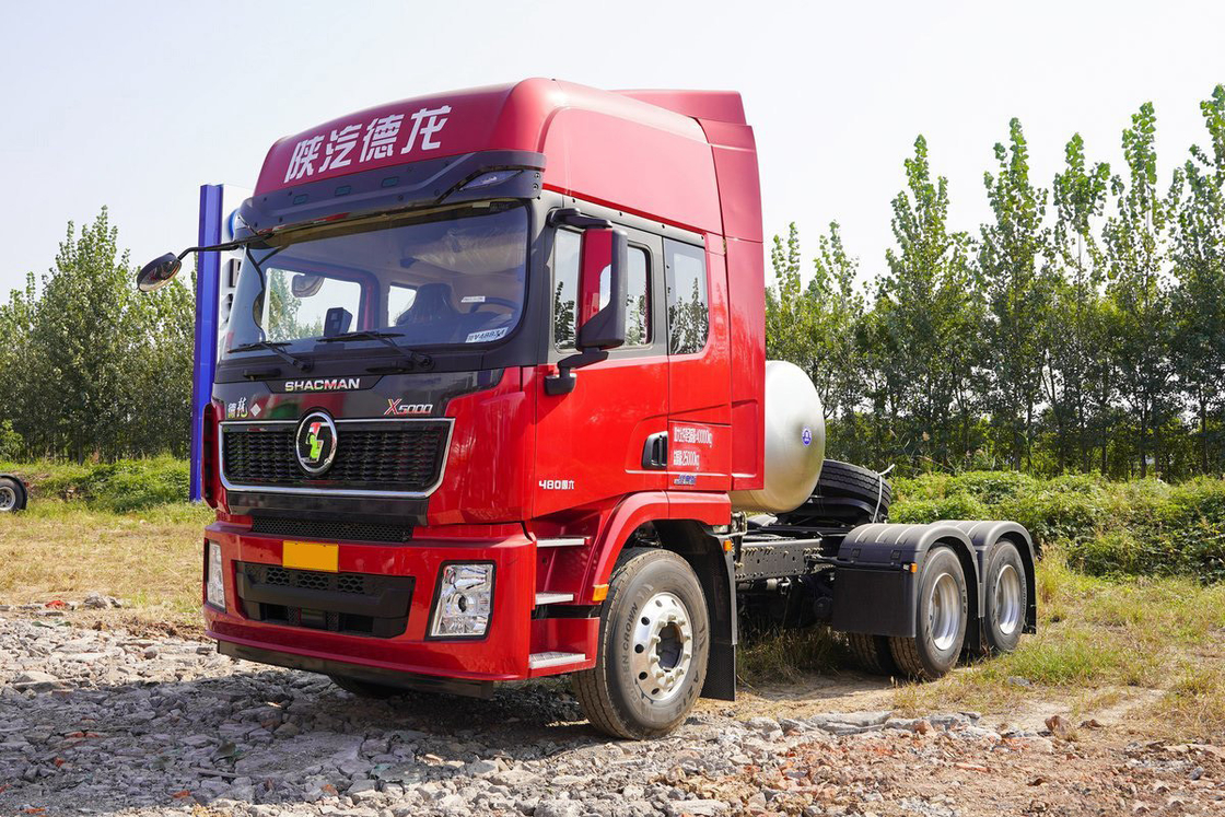 Shacman Tractor Truck Euro 6 posteriore doppio asse posteriore a otto ruote 480 CV 6X4 LNG Airbag Seat