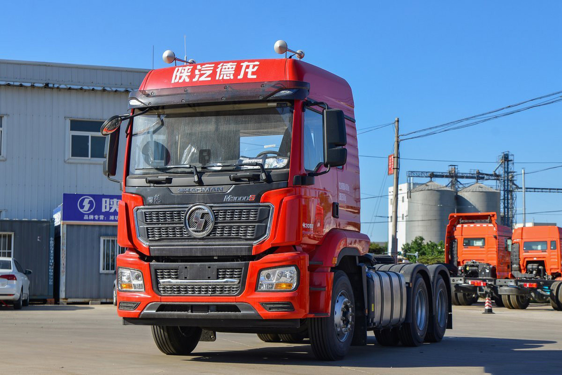 Deflettore del tetto alto sospensione a quattro punti airbag sedile 430HP 6*4 M3000s Shacman camion trattore