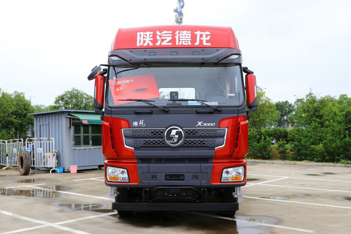 Air-conditioned Air-deflector Airbag Sedile assorbente urti Diesel 550HP Shacman Trattore pesante