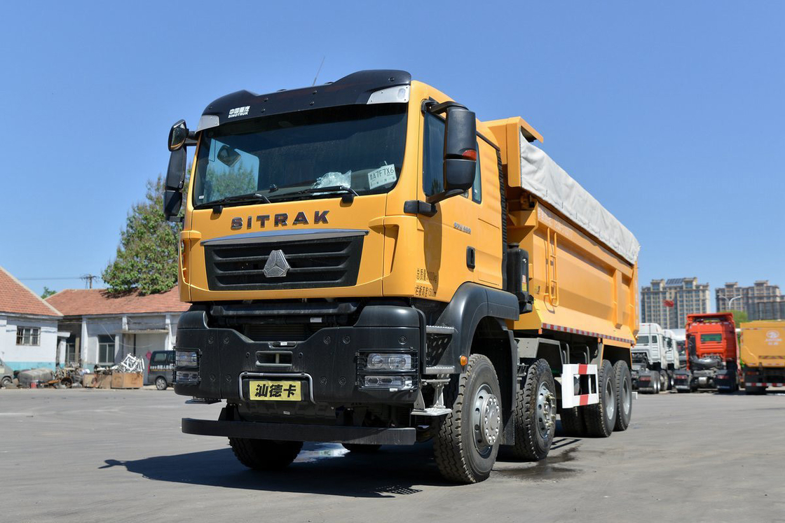 SITRAK Camion-trattore G7W Camion pesante Diesel 400 CV 8X4 6,8 m Corpo giallo Dump posteriore Sinotruk