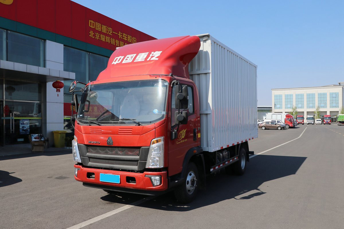 Sinotruk King Serie 160 CV 4.15m Deflector a tetto alto fila singola HOWO Van Light Truck