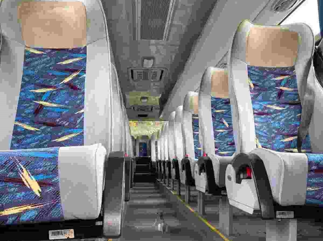 Autobus usato YUTONG lussuoso 2015 Anno Euro-IV Emissioni 51 posti grande bagagliaio