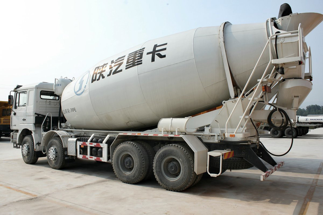 Shaanxi Automobile Heavy Truck Delong F3000 375HP 8X4 Sedile principale idraulico