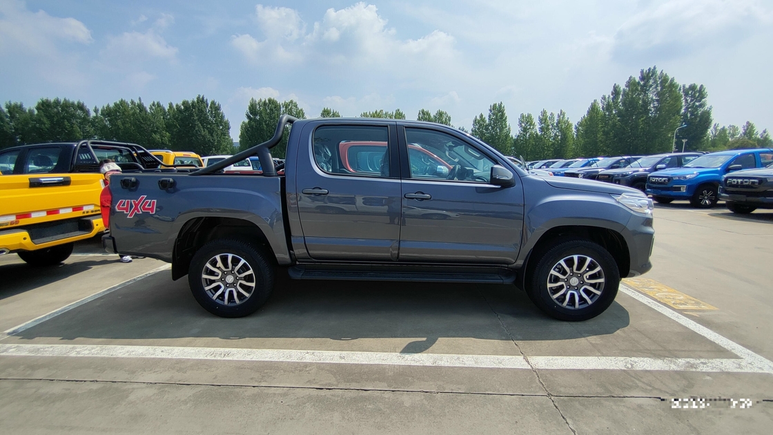 Nuovo pickup 4x4 marchio cinese Foton 6 colori a mano sinistra e destra guida del motore diesel manuale