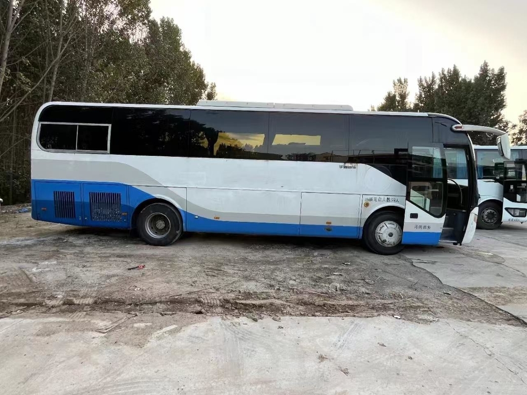 Autobus e pullman utilizzati 59 posti Yutong Bus 3*2 posti Disponibilità aria condizionata Uso in Africa
