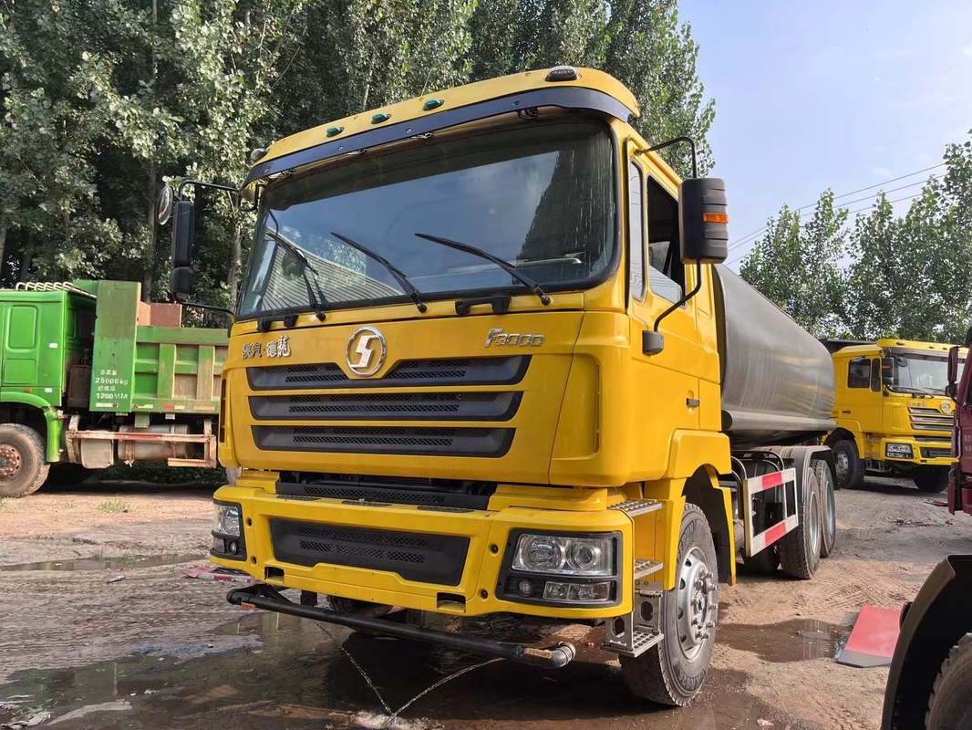 Camion petrolifero usato 20000 litri Shacman F3000 Chassis 6*4 Euro 3 Emissioni LHD & RHD