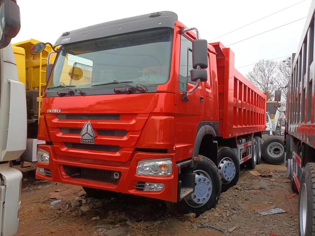40 tonnellate di camion spazzatura in vendita Howo 400hp camion a gomma 27 cubi di trasporto pesante di sabbia