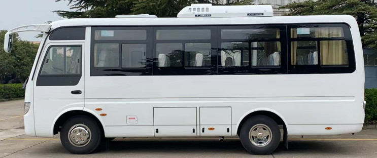 Coaster Mini Bus Yuchai Motore Mudan MD6668 25 posti 2 + 2 posti Disponibilità Nuovo condizionatore d'aria