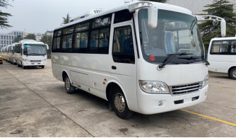Azionamento a destra Minibus 21 posti China Coaster Bus Euro 3 Motore diesel Capacità 3000cc NUOVO