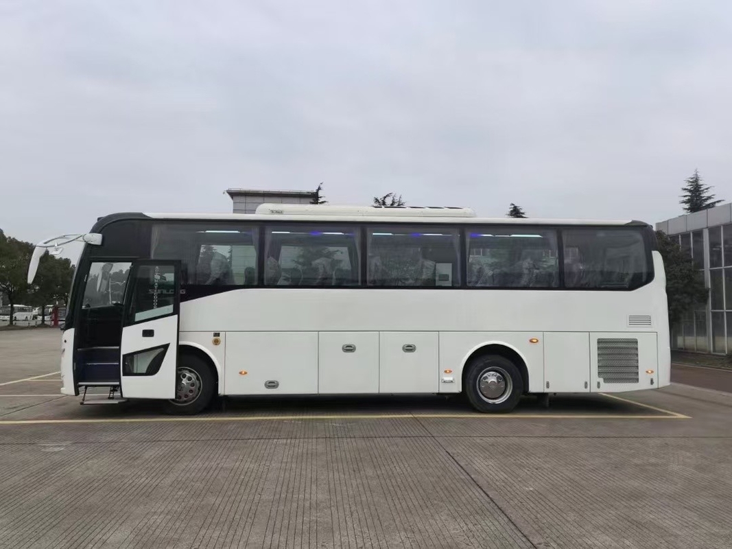 Autobus usato 36 posti Autobus Sunlong SLK6102 CNG Motore Yuchai Direzione a destra Uso in Africa