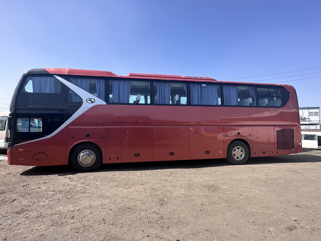 Autobus in vendita Autobus Kinglong usato 54 posti XMQ6125 Weichai 375hp Autobus con aria condizionata