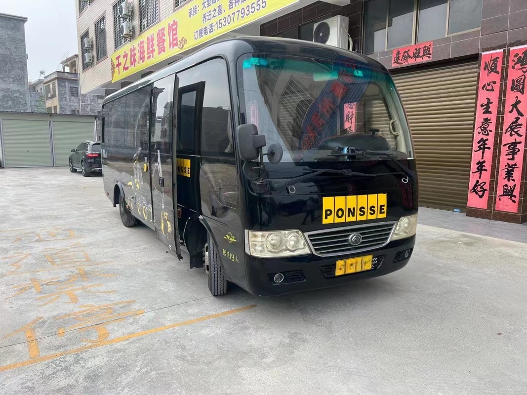 Minibus usato in vendita Yutong ZK6708D Motore anteriore Diesel Coaster Bus 19 posti 2 + 1 posti Disponibilità