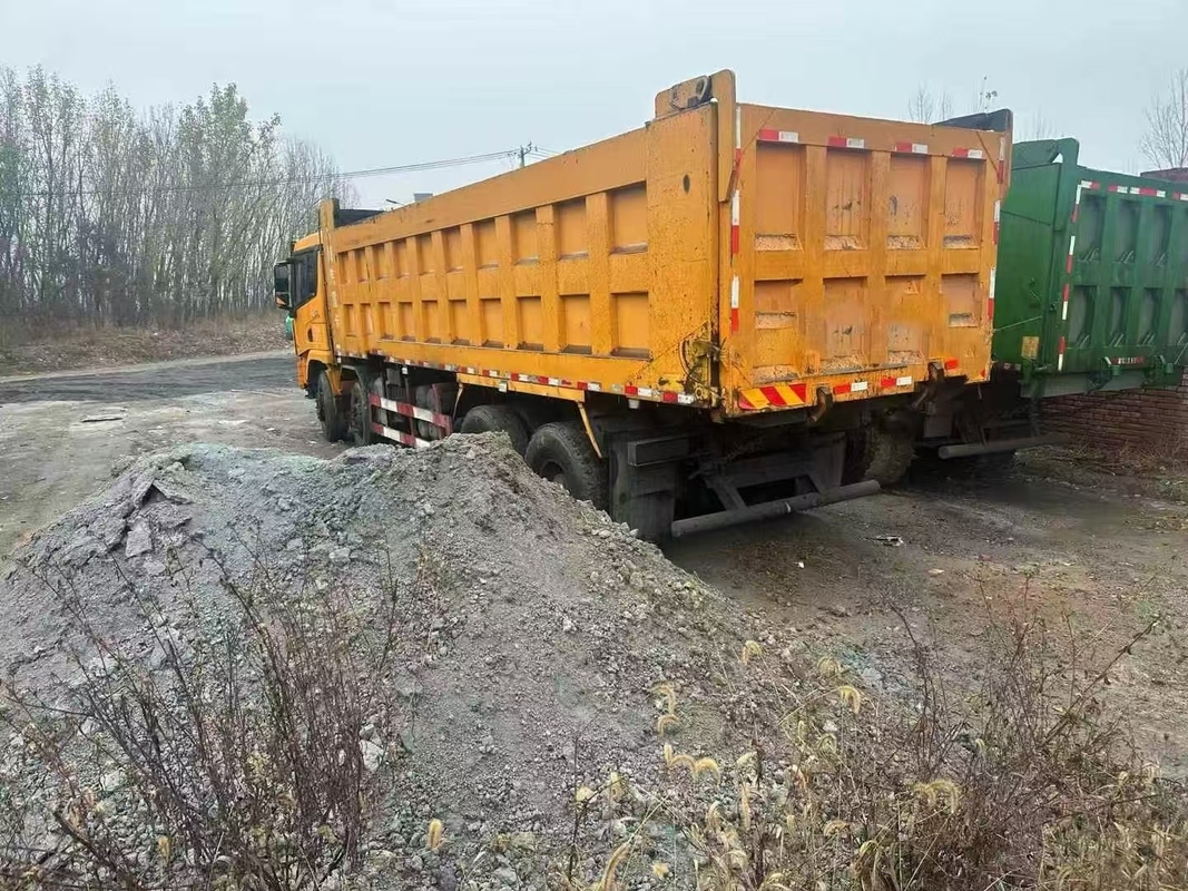 8x4 6x4 50 tonnellate Used Shacman Dump Trucks in vendita X3000 Weichai 430hp Trasporto di sabbia e roccia