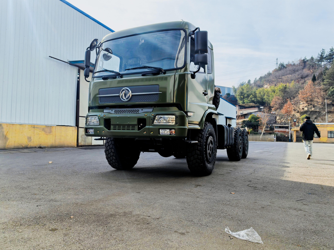 6×6 Cargo Truck Dongfeng Nuovo camion Truck Off Road pneumatici cabina singola Cummins Motore uso in Africa