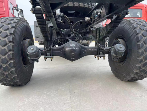 4x4 Cargo Truck Dongfeng Recinzione Truck Truck Leaf Spring 10 tonnellate carico strada cattiva guida Euro 5