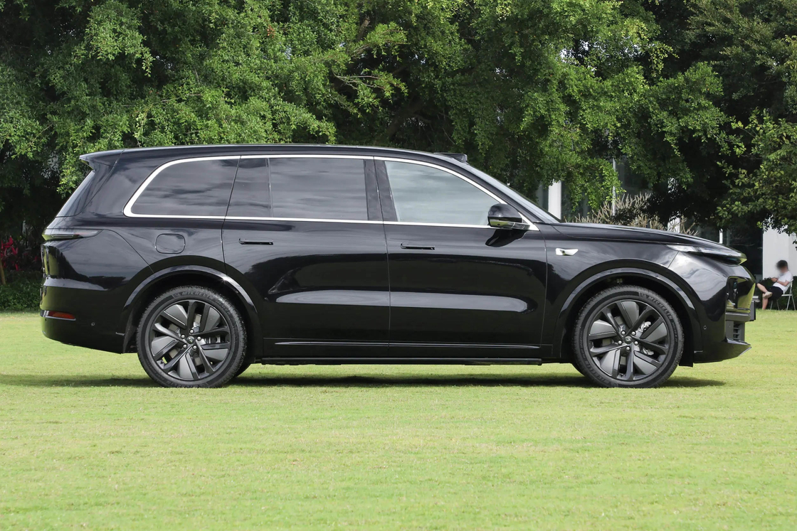 SUV con range extender Li Auto Modelli L9 Ultral 1.5T Rango di crociera 1000km Velocità massima 180km/h