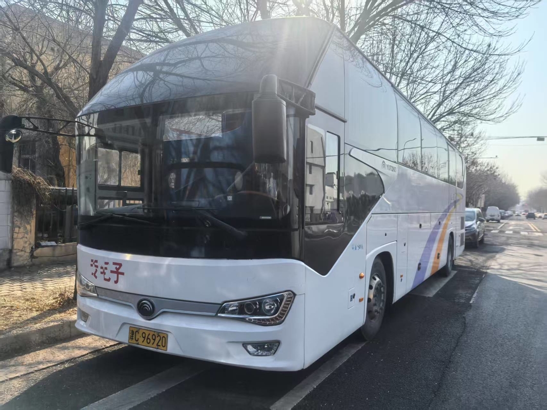 Yutong Bus 50 posti di lusso 2021 Anno Yutong ZK6128 Airbag sospensione Weichai Motore 336hp Tour Bus