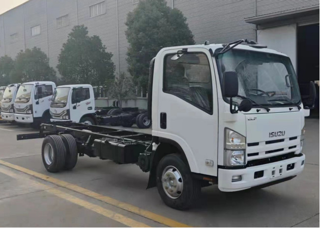 Camion ISUZU Chassis KV100 KV600 700P Modello Nuovo Camione In Vendita Custom Box Manuale Disponibile