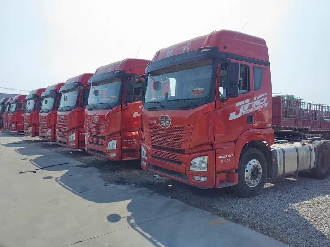 Camion usato FAW Jiefang Camion rimorchio JH6 Modello Basso chilometraggio 2020 Anno Motore a basso consumo di carburante