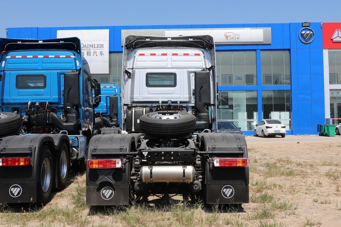 Motore 6x4 Foton Auman Argento Euro 6 Emissioni Trasporto a lungo raggio